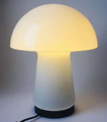 Space Age table lamp in white 2